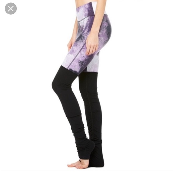 Alo Goddess Leggings - Picture 2 of 6